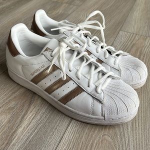 Adidas Superstar Sneakers